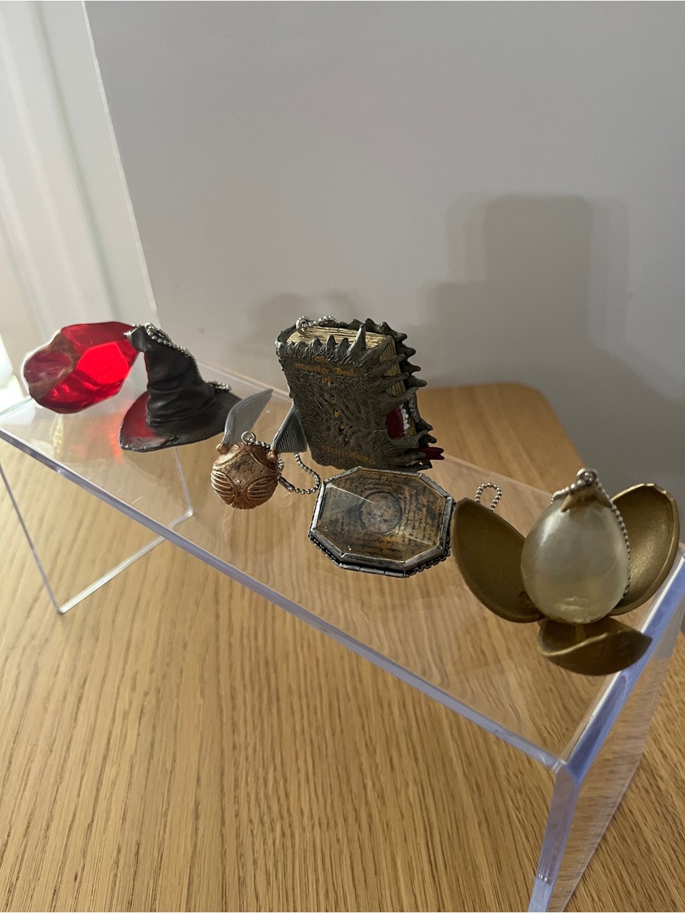 Harry Potter set of 6 magical item collectibles